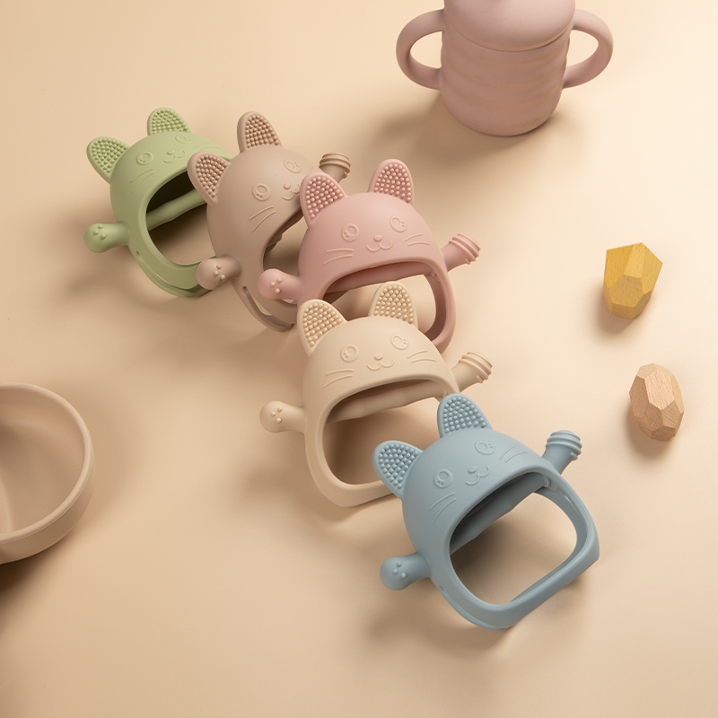 Силиконовая игрушка-прорезыват – обзор и цена Teething Mitten Baby