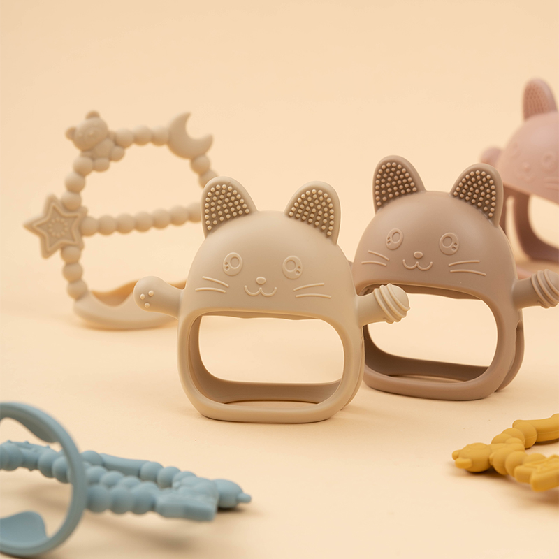 Силиконовая игрушка-прорезыват – обзор и цена Teething Mitten Baby
